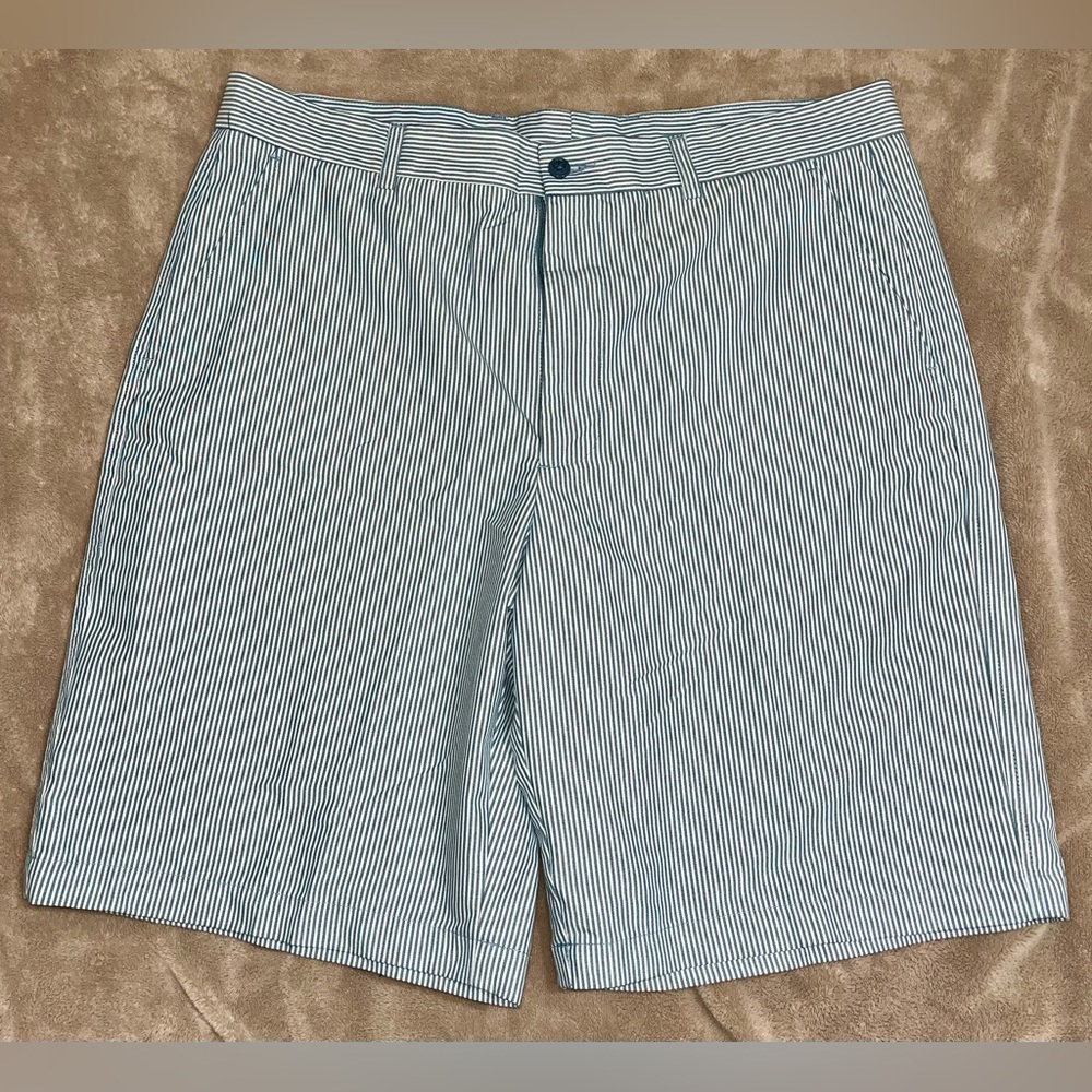 Pebble Beach Performance Men’s Blue & White Striped Golf Shorts Size 38 Waist